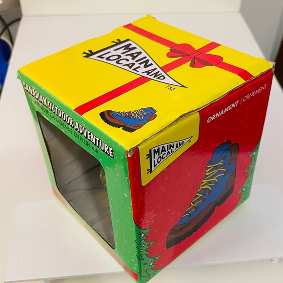 5/$20 Canadian Outdoor Adventure | NWOT | Main and Local - Picture 6 of 8